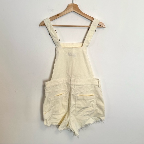 NWT Anthropologie Pilcro Frayed Dungarees Short Corduroy Overalls Ivory Size 27 - Picture 8 of 8